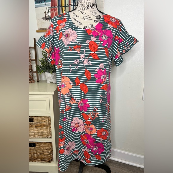 Lands' End Dresses & Skirts - Brand New-Lands End Flutter Sleeve Floral T-Shirt Dress